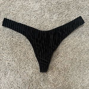 BNWOT Love Pink Thong💖